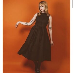 NWOT LIVELY GHOSTS SOLITARY SHADOW DRESS - MD